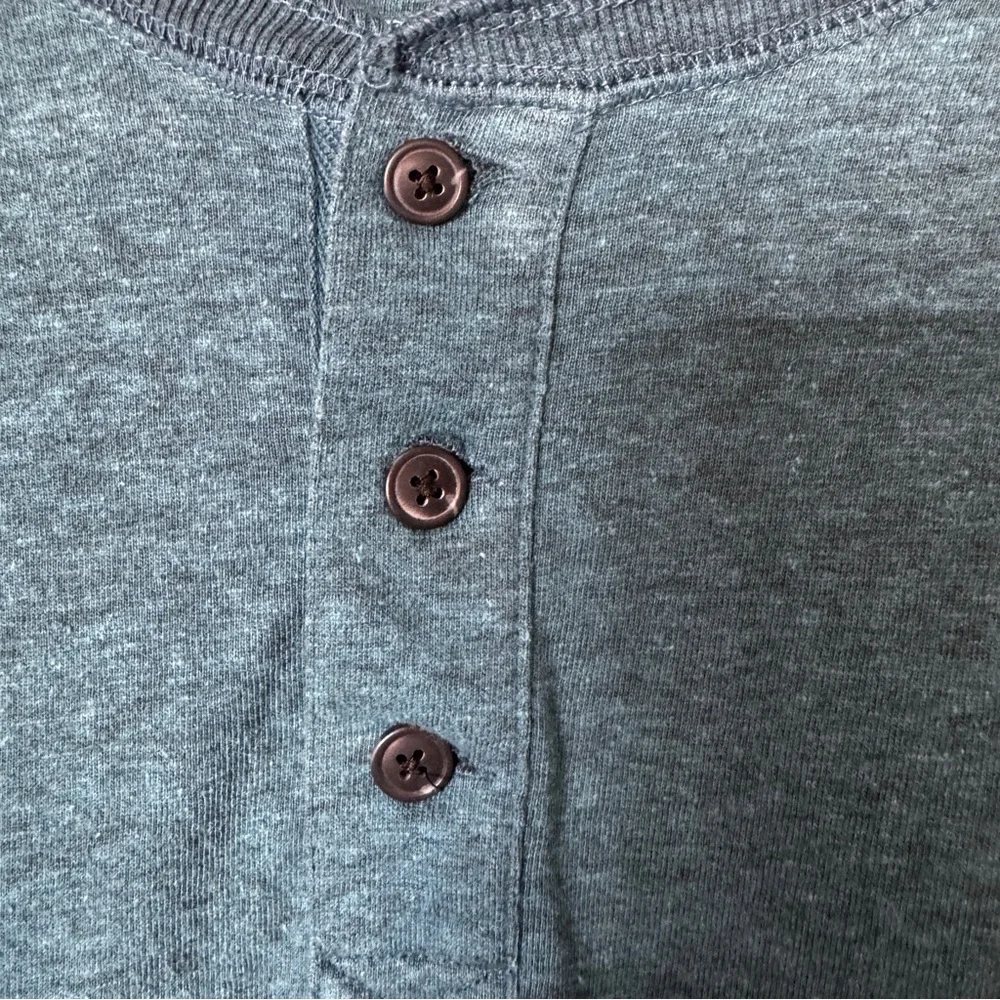 Men’s Small Blue Long Sleeve Henley Shirt - Picture 4 of 5